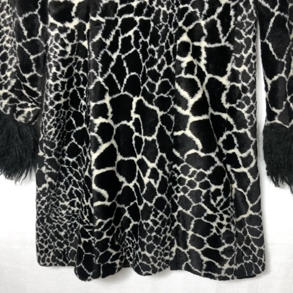 Rare Vintage Betsey Johnson Mongolian Faux Fur Animal Print 90s Y2k Trench Coat - Picture 11 of 16